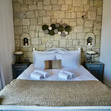 Cumbalica Flora فندق *