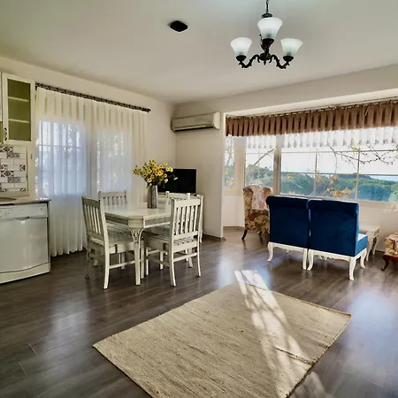 فندق Cumbalica Flora *