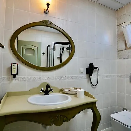 Cumbalica Flora فندق