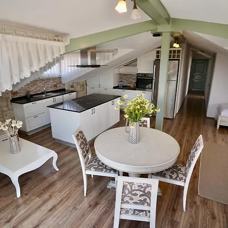 فندق Cumbalica Flora