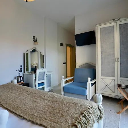 Cumbalica Flora Hotel Çeşme