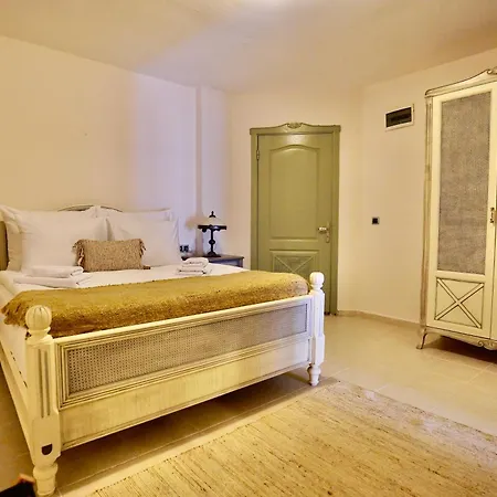 Otel Cumbalıca Flora