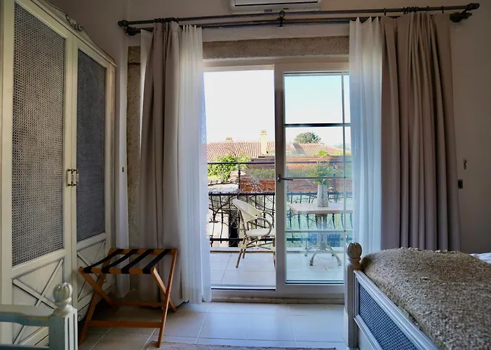 Cumbalica Flora Hotel