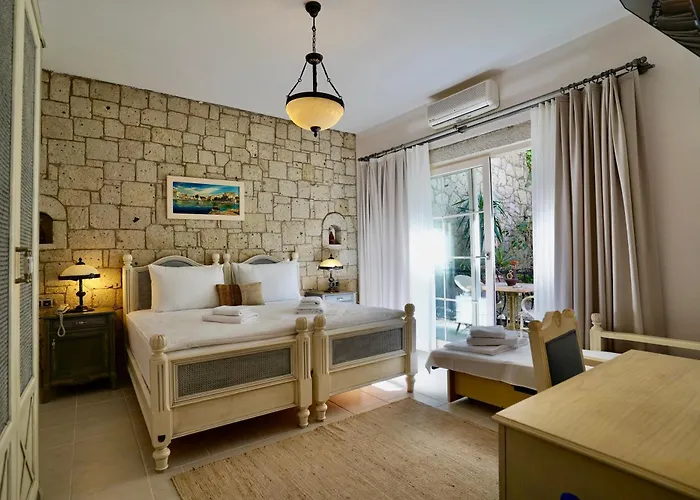 Cumbalica Flora Hotel