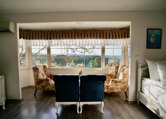 Cumbalica Flora Hotel