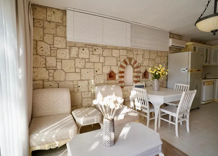 Cumbalica Flora Hotel