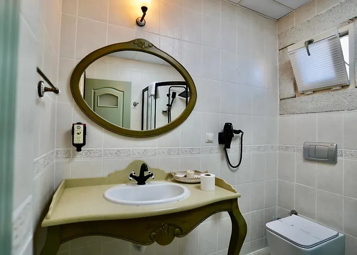 Cumbalica Flora Hotel