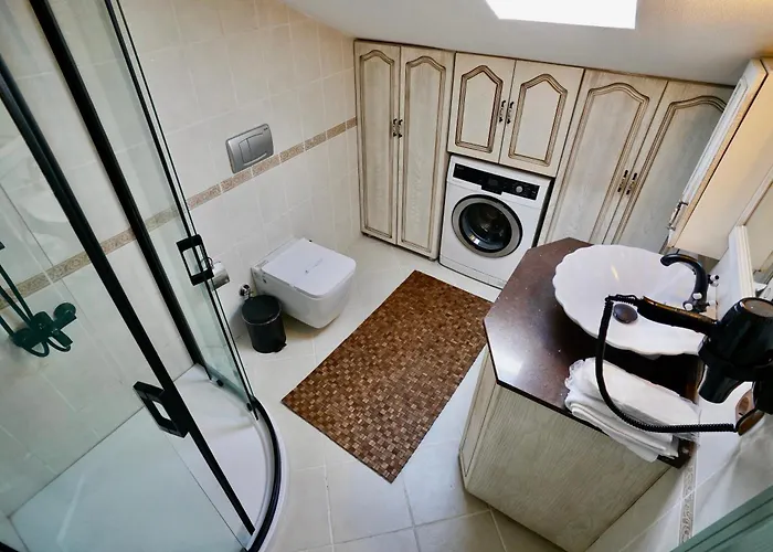 Cumbalica Flora Hotel