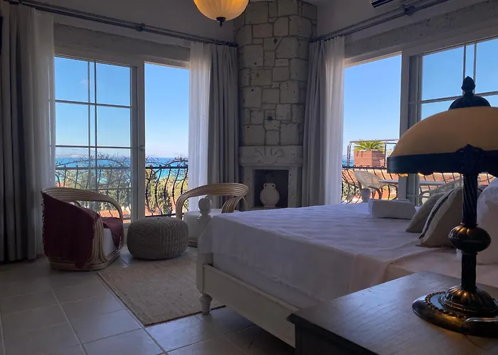 Cumbalica Flora Hotel