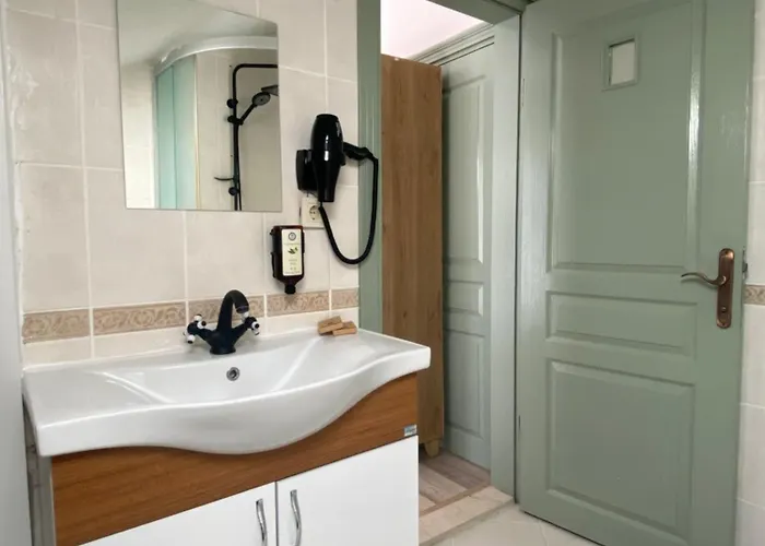 Cumbalica Flora Hotel